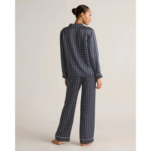 NWT Quince 100% washable silk navy blue tiny diamonds long sleeve pajama top - Picture 3 of 7